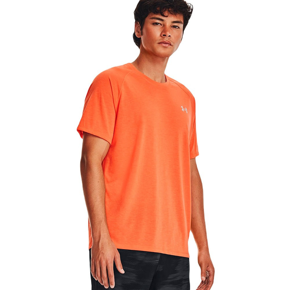 CAMISETA UNDER ARMOUR STREAKER 1361469-816