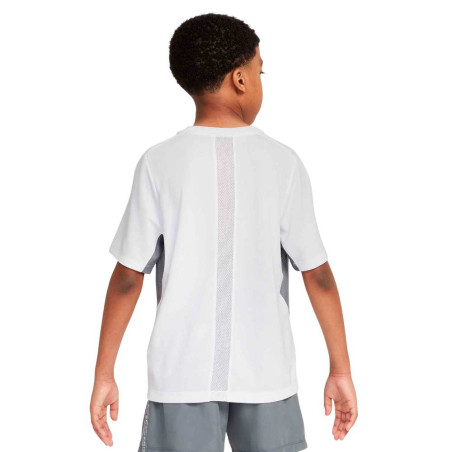 Camiseta Nike Swoosh HJ3743-100