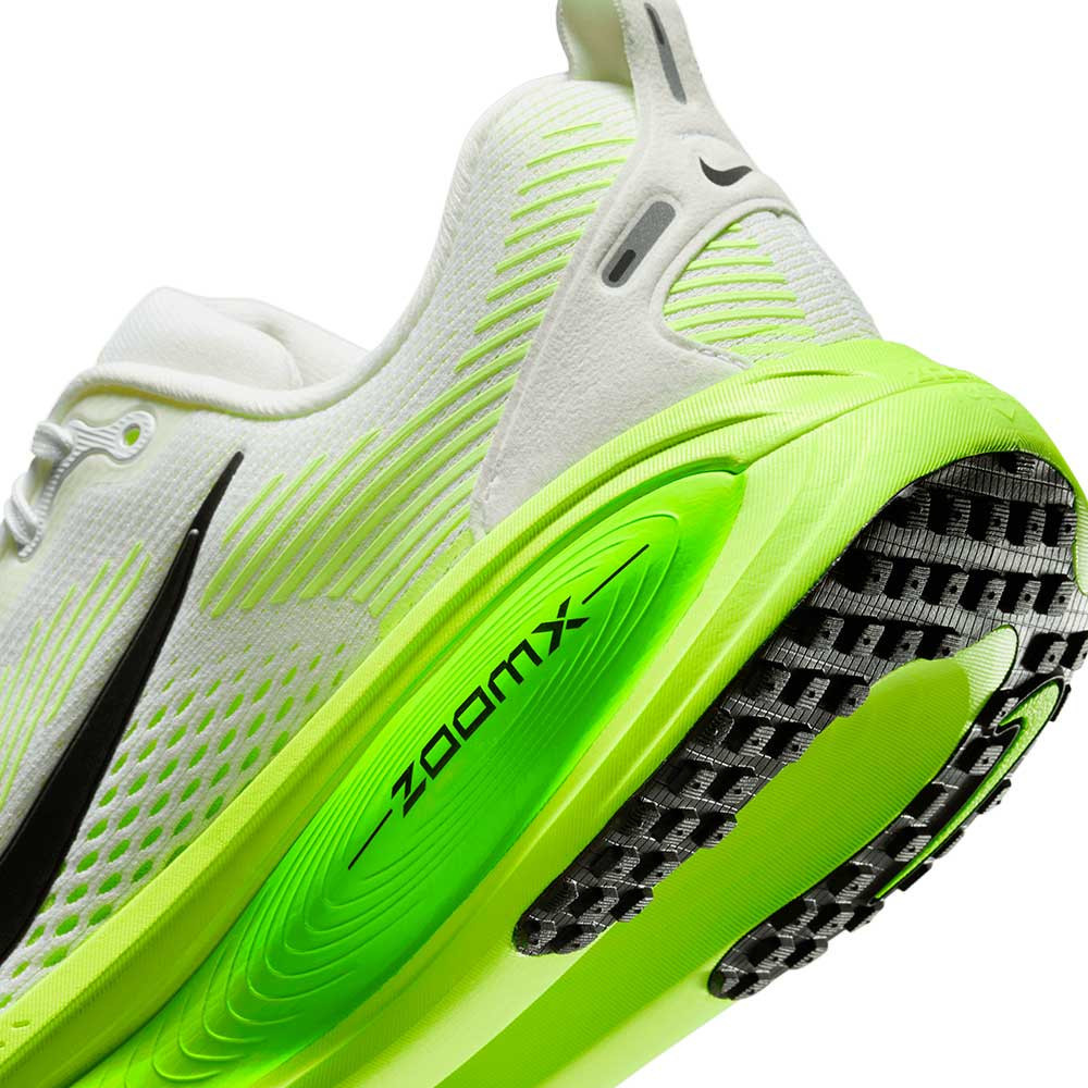 Zapatilla Nike Vomero 18 HM6804-102