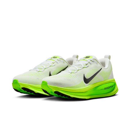 Zapatilla Nike Vomero 18 HM6804-102