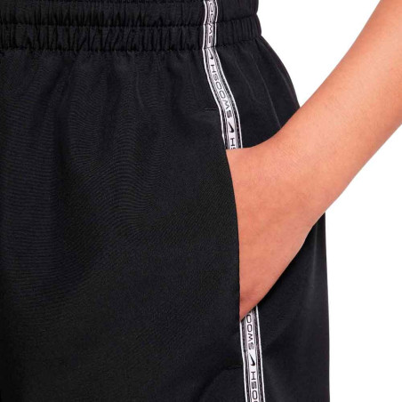 Pantalón Corto Nike Swoosh Love HJ3801-010