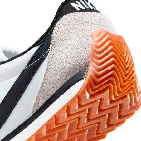 Zapatilla Nike Pacific HQ2052-100