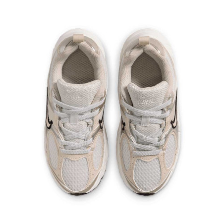 Zapatilla Nike V5 RNR HQ6412-102