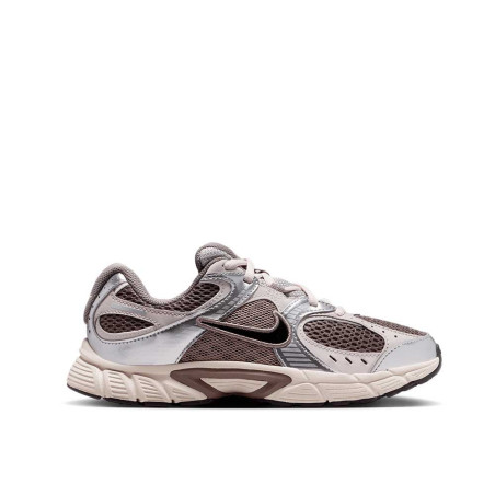 Zapatilla Nike V5 RNR HQ6411-200