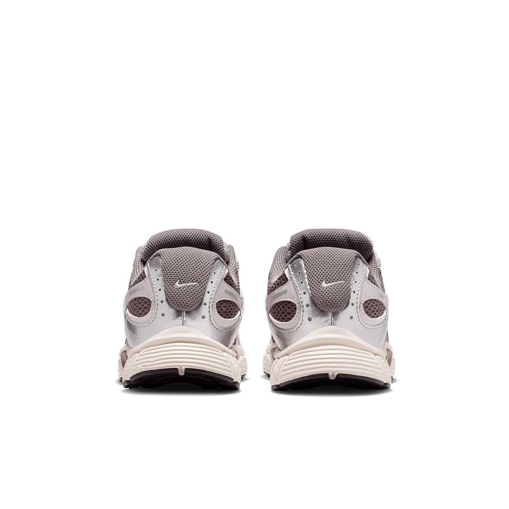 Zapatilla Nike V5 RNR HQ6411-200