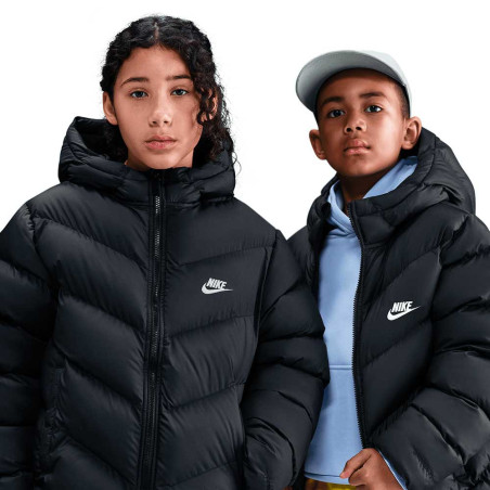 Cazadora Nike HQ4976-010