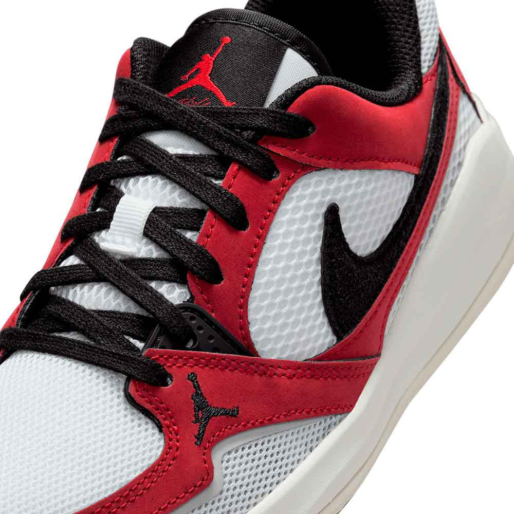 Zapatilla Nike Jordan CMFT Era HQ0506-106