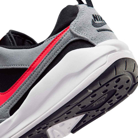 Zapatilla Nike Jordan CMFT Era HJ6777-006