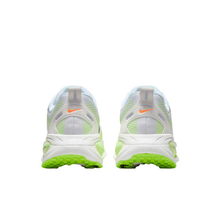 Zapatilla Nike Vomero 18 HM6803-120