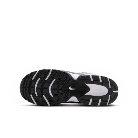 Zapatilla Nike V5 RNR HQ6411-100