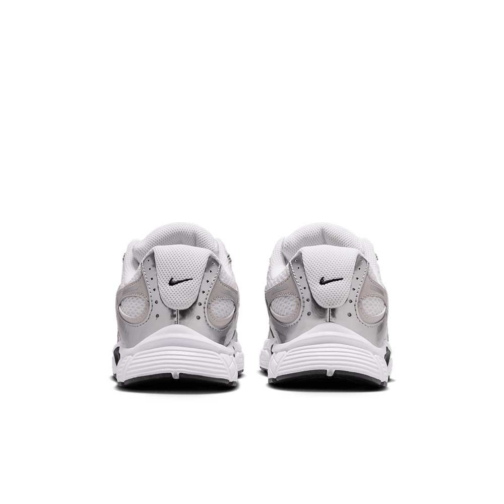 Zapatilla Nike V5 RNR HQ6411-100