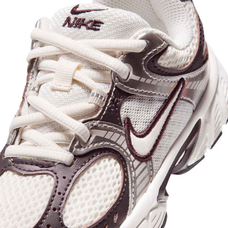 Zapatilla Nike V5 RNR IR2305-005