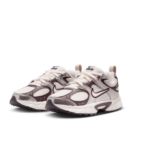 Zapatilla Nike V5 RNR IR2305-005