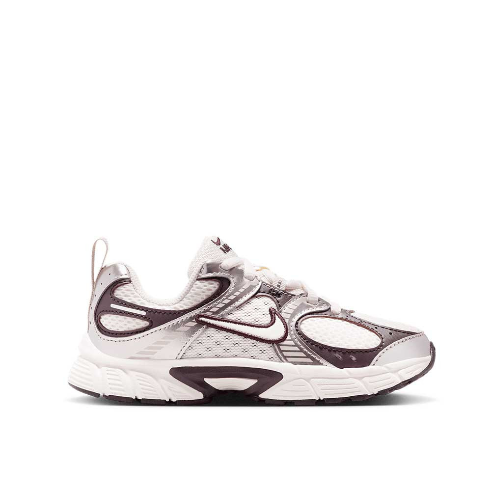 Zapatilla Nike V5 RNR IR2305-005