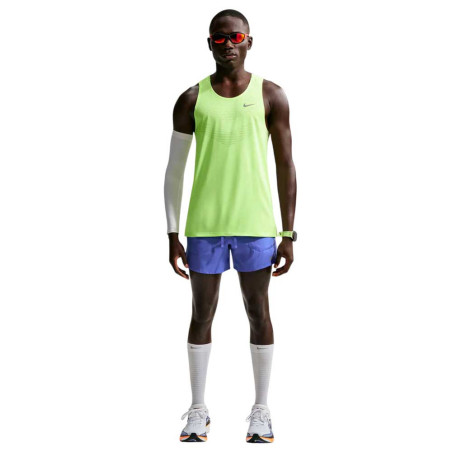 Pantalón Corto Nike Stride IF2038-430