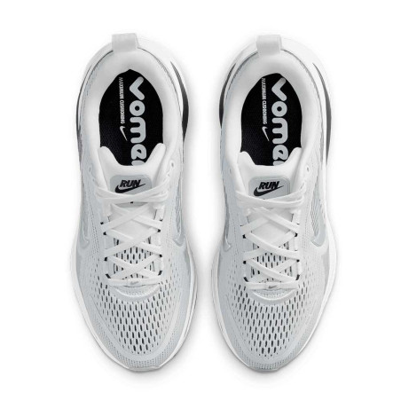 Zapatilla Nike Vomero 18 IO9501-100