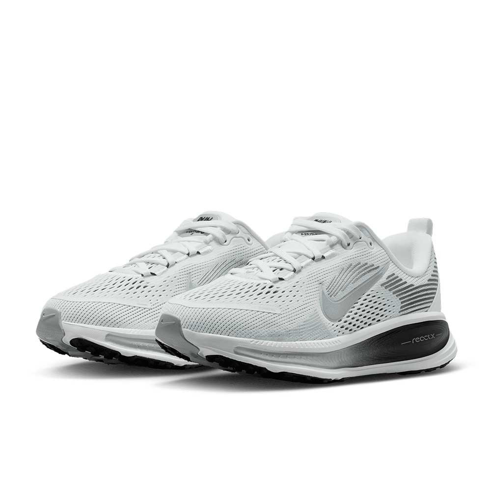 Zapatilla Nike Vomero 18 IO9501-100
