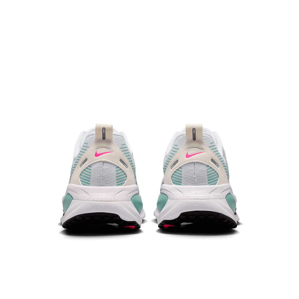 Zapatilla Nike Vomero 18 HM6803-110