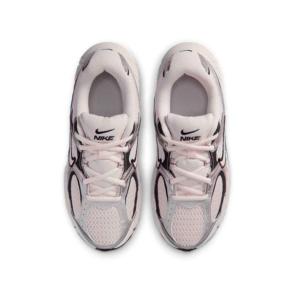 Zapatilla Nike V5 RNR HQ6411-005