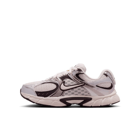 Zapatilla Nike V5 RNR HQ6411-005
