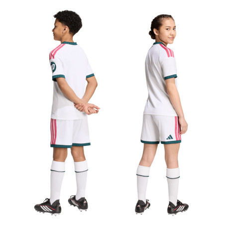 Kit adidas Real Madrid KC3956