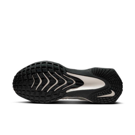 Zapatilla Nike City Response HM9493-104