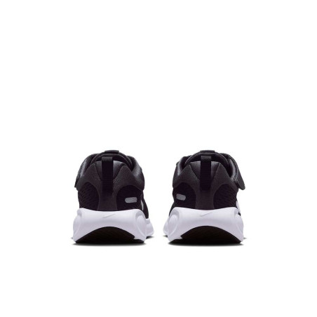 Zapatilla Nike Stellar Rider HQ3267-001