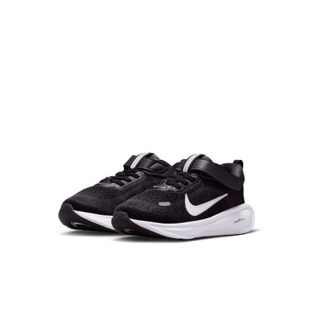 Zapatilla Nike Stellar Rider HQ3267-001