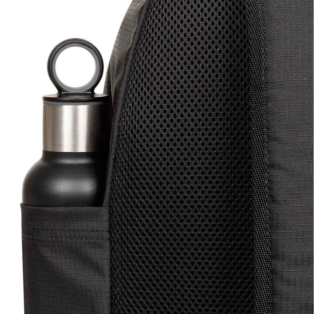 Mochila Eastpak Athleisure Pak'r 882922