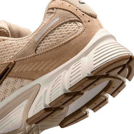 Zapatilla Nike V5 RNR IX0702-200