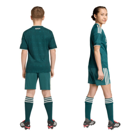 Kit adidas Real Madrid KC3978