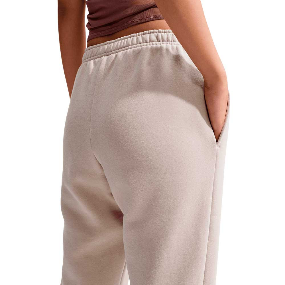 Pantalón Nike Studio IM8076-236