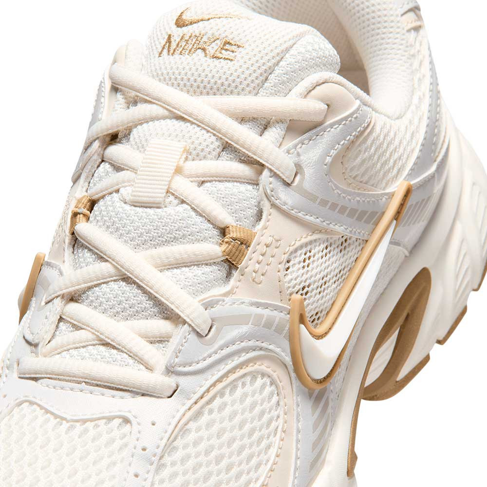 Zapatilla Nike V5 RNR HQ7901-115