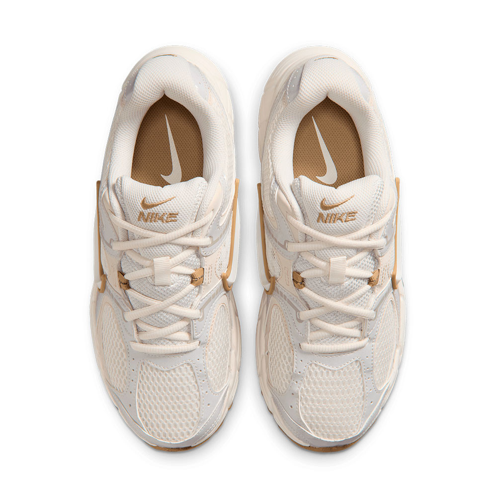 Zapatilla Nike V5 RNR HQ7901-115