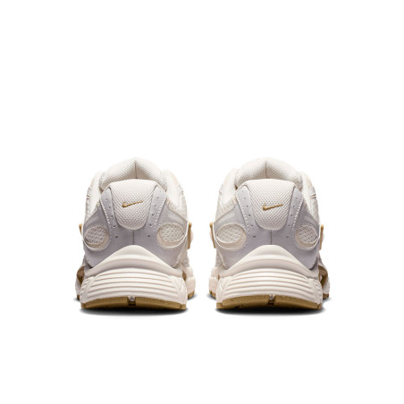Zapatilla Nike V5 RNR HQ7901-115