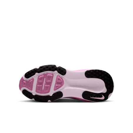 Zapatilla Nike Vomero 18 HQ2157-500