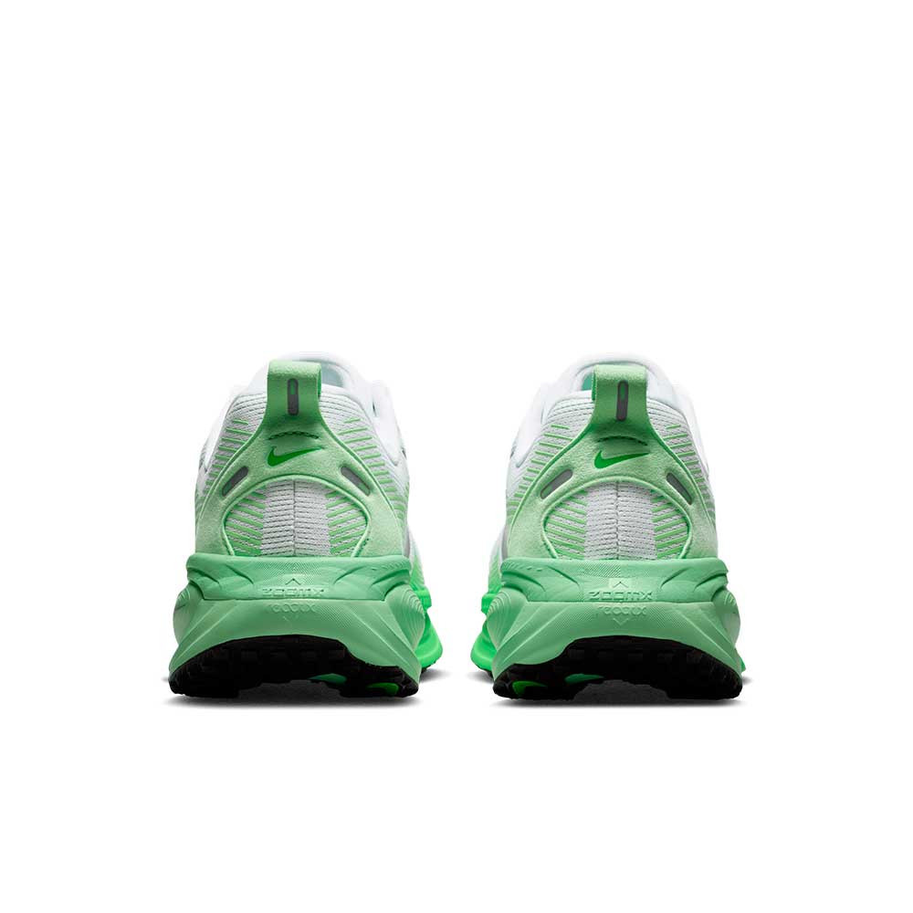 Zapatilla Nike Vomero 18 HM6804-117