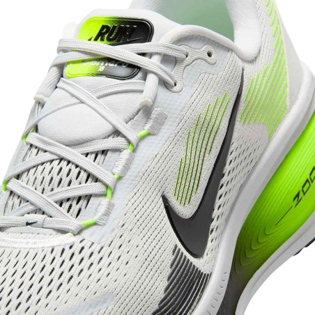 Zapatilla Nike Vomero 18 HM6803-021