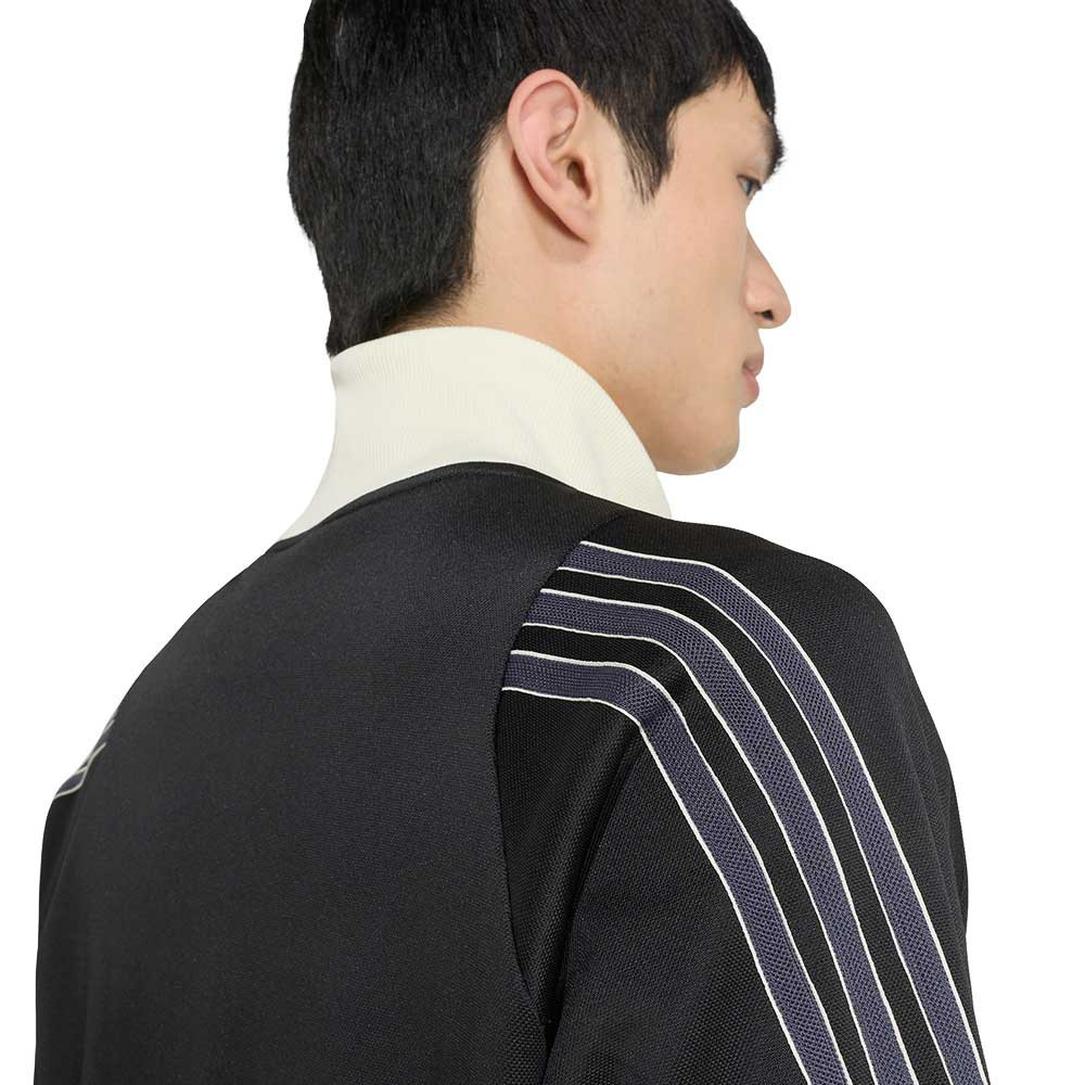 Chaqueta adidas KV5898