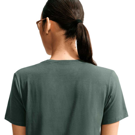 Camiseta Nike Club Essentials DX7902-303