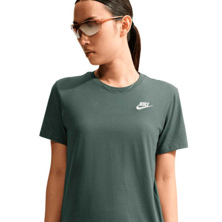 Camiseta Nike Club Essentials DX7902-303
