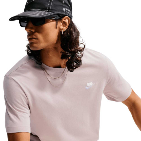 Camiseta Nike Club AR4997-211